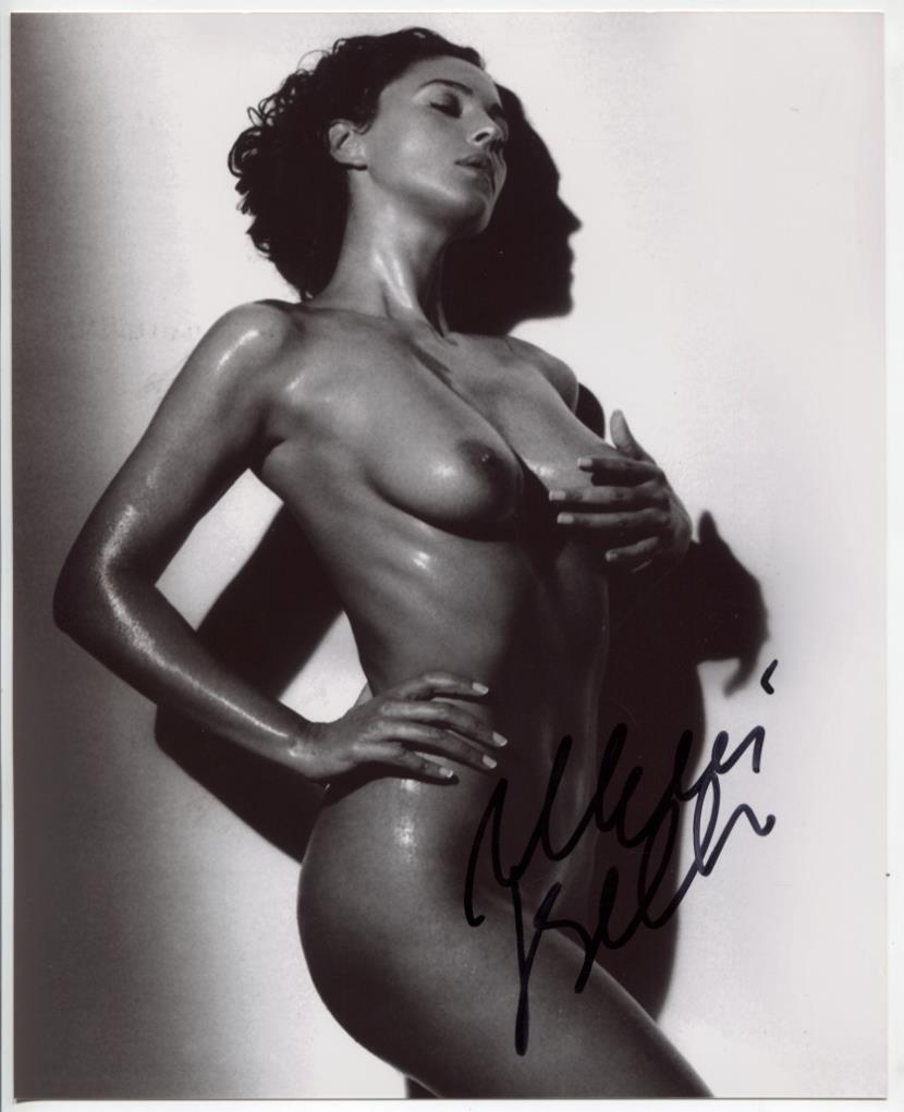 Monica Bellucci Actress Autographed 8"x10" Photo w/COA WWE8-32