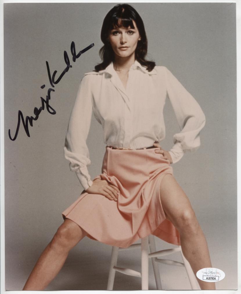 Margot Kidder Actress Autographed 8"x10" Photo w/JSA COA WWE10-7