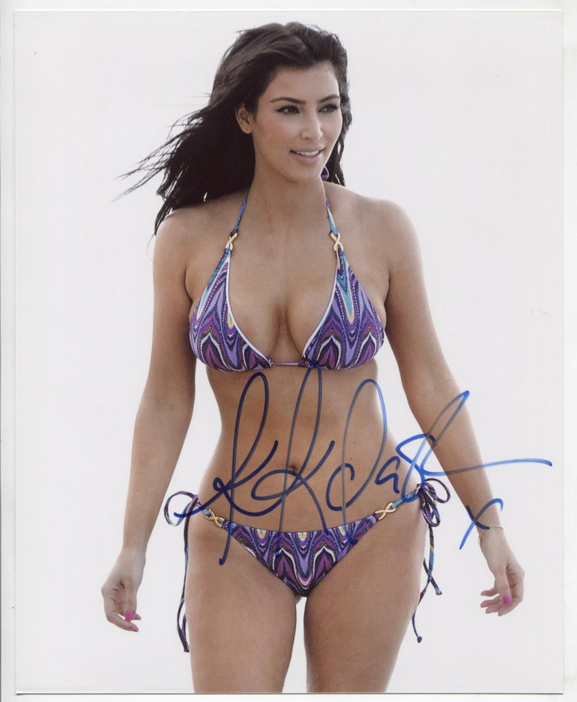 Kim Kardashian Model Autographed 8"x10" Photo w/COA WWE11-22