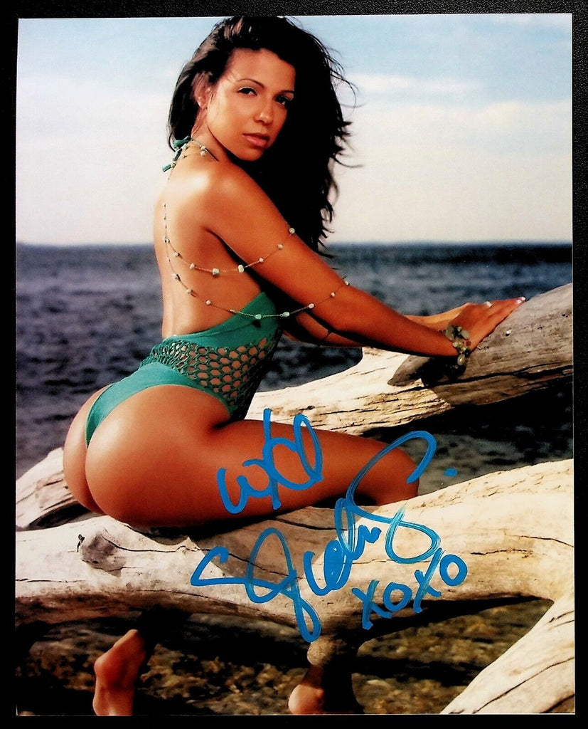 Vida Guerra Model Autographed 8"x10" Photo w/COA WWE12-7