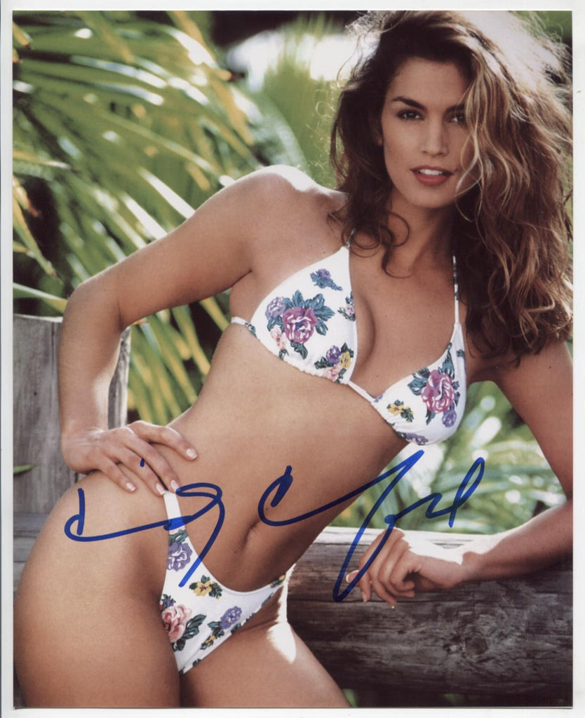 Cindy Crawford Actress Autographed 8"x10" Photo w/COA WWE15-8