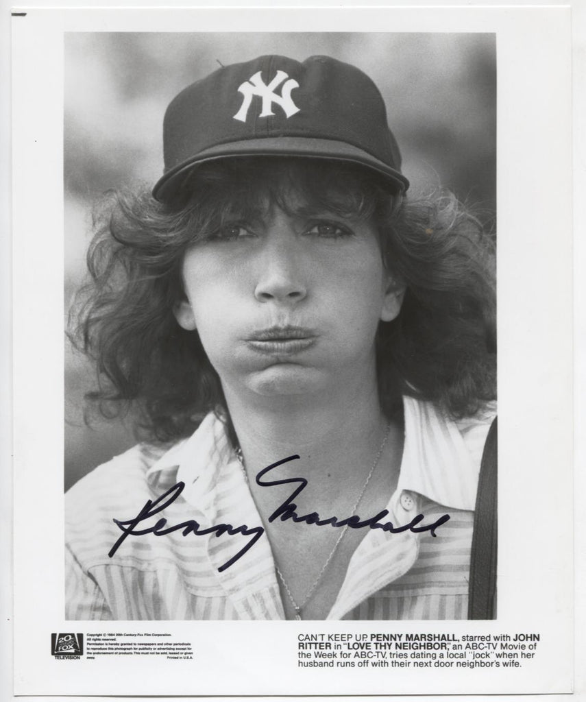 Penny Marshall Actress Autographed 8"x10" Promo Photo w/COA WWE3-39