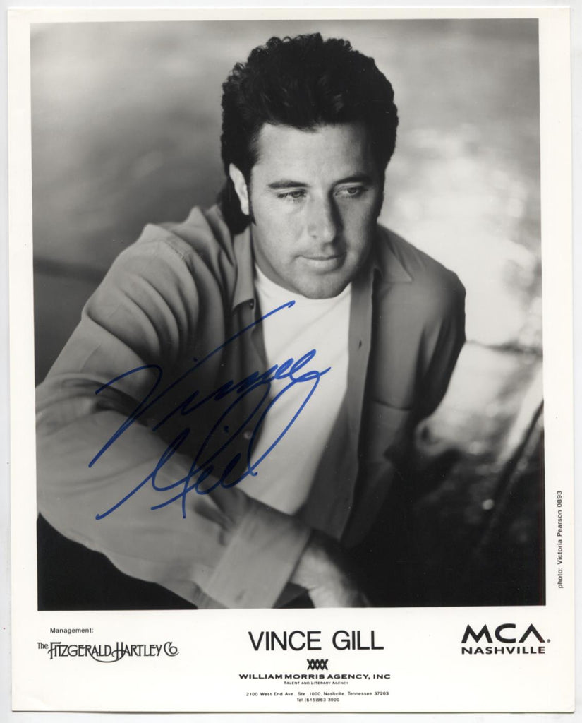 Vince Gill Singer Autographed 8"x10" Photo w/COA WWE5-38
