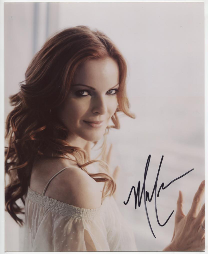 Marcia Cross Desperate Housewives Autographed 8"x10" Photo w/COA WWE8-107