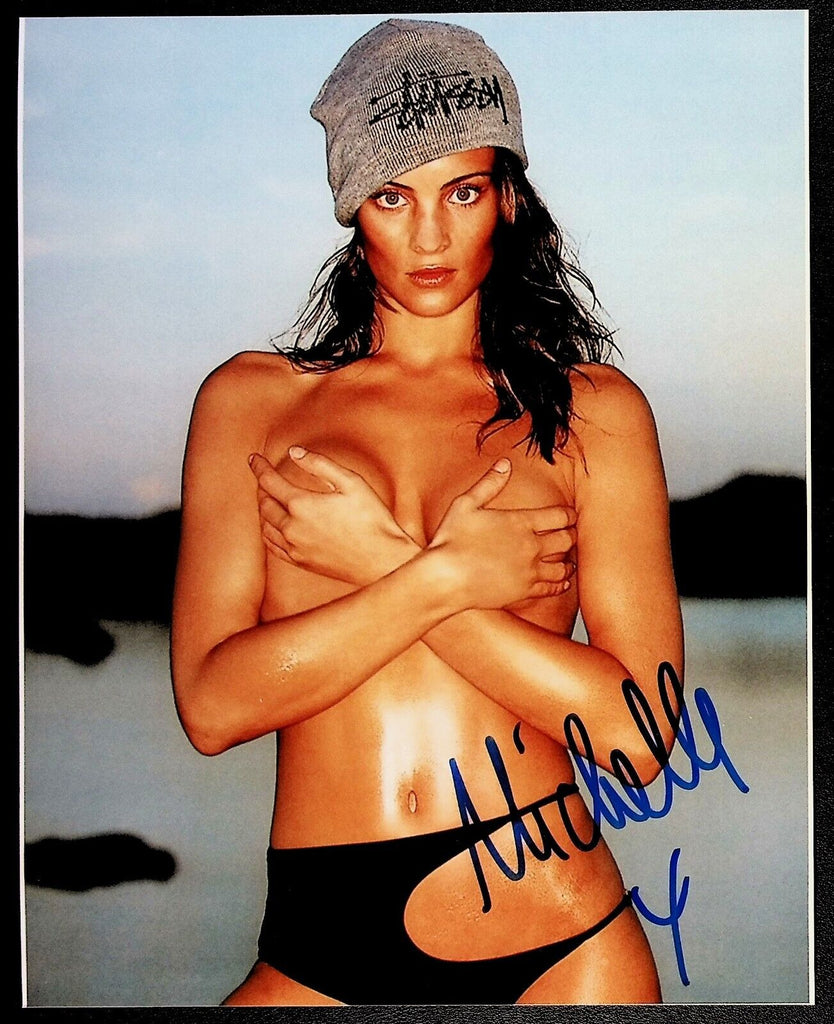 Michelle Behennah Model Autographed 8"x10" Photo w/COA WWE12-37