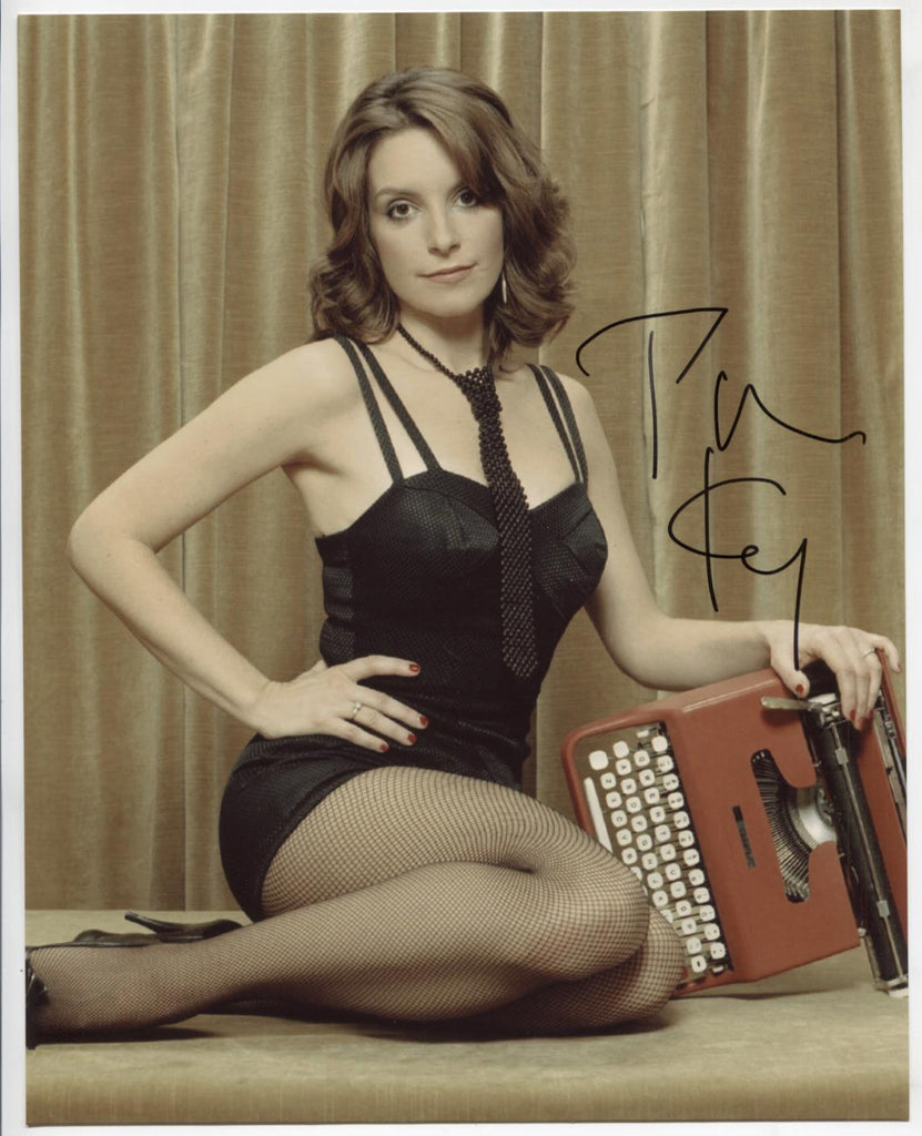 Tina Fey Actress Autographed 8"x10" Photo w/COA WWE13-71