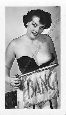 Adult B&W Photo 1940s/50s 2.5x4 Beautiful Brunette Seductively Undressing 109MH