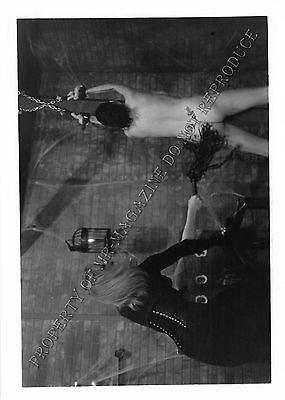 Adult 1990s B&W Photo 5x7 HOM Bondage Brunette Lesbian Bound and Flogged 21PI