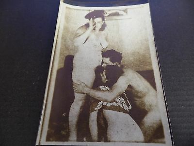 Amateur 1940s Original B&W 18+ Erotic Nude Threesome Guy Woman Performing Oral