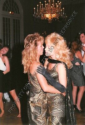 Nina Hartley Candid Original 4x6 1990s Photo Dancing At Porn Convention 159ii