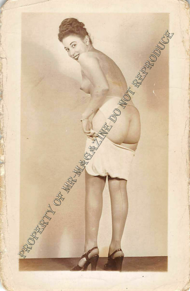 Adult Vintage 1950s B&W Photo 2.5x4 Brunette Pin Up Undressing Lingerie 4FG