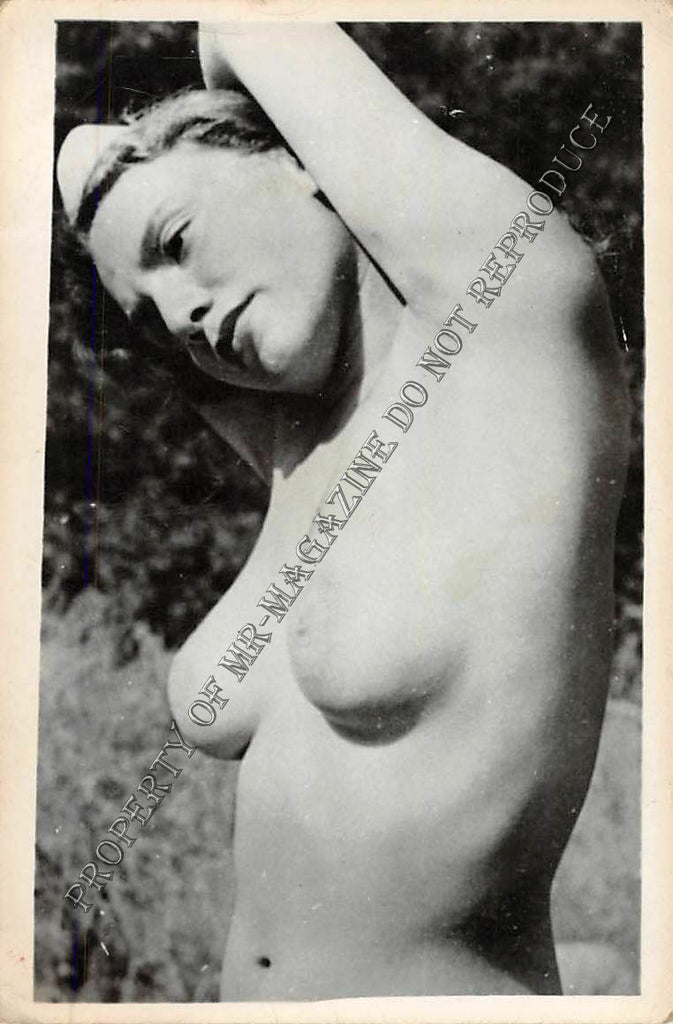 Adult B&W Photo Vintage 2.5x4" Beautiful Brunette Outdoors Nude Showing Body 7FS