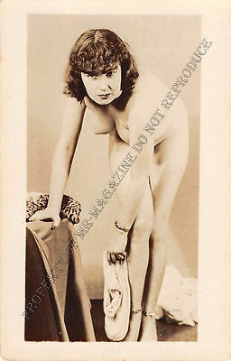 Adult B&W Photo 1940s/50s 2.5x4 Beautiful Brunette Seductively Undressing 5MH