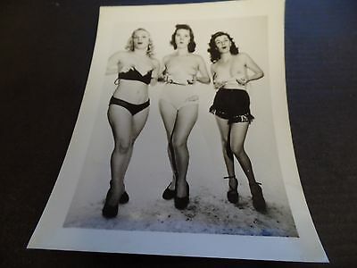 Amateur 1940s Original B&W 18+ Erotic Nude 3 Women Holding Tits Together