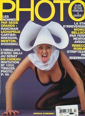 Photo French Magazine Rebecca Romijn/Rose McGowan June 2002 090718lm-ep