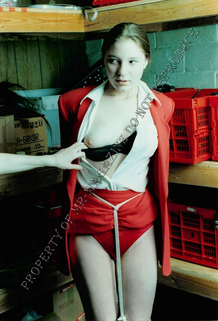 Adult Color Photo 4x6 HOM Bondage Sexy Brunette Tied Up and Dominated 141FQ