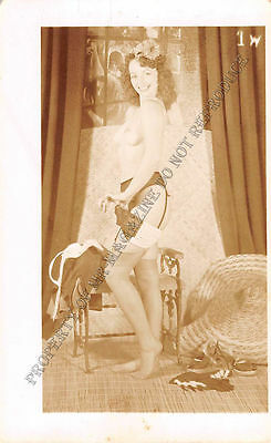 Adult B&W Photo 1940s/50s 2.5x4 Beautiful Brunette Seductively Undressing 8MH