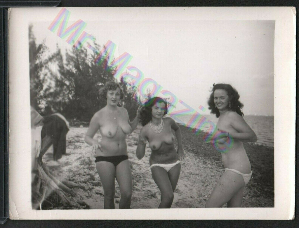 Vintage B&W Risque Pinup 4" x 5" Three Sexy Ladies Beautiful Cheesecake BC130