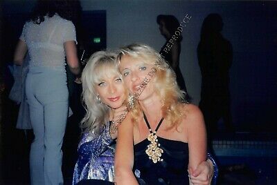 Nina Hartley Candid Original 4x6 Photo Color Star at Porn Convention 117ig