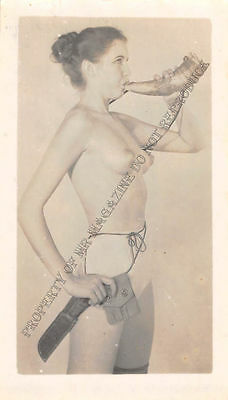 Adult B&W Photo 1940s/50s 2.5x4 Beautiful Brunette Posing Topless Pin Up 113MG
