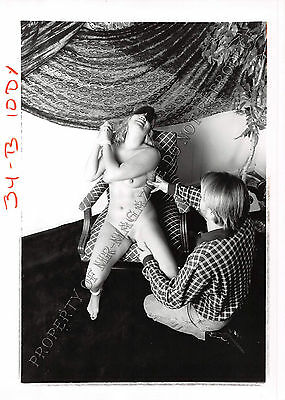 Adult 1990s B&W Photo 5x7 Bondage Beautiful Blonde Being Bound & Dominated 69NA