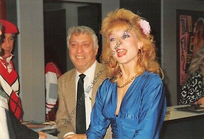 Nina Hartley Candid Original 4x6 Photo Color Star at Porn Convention 137ig
