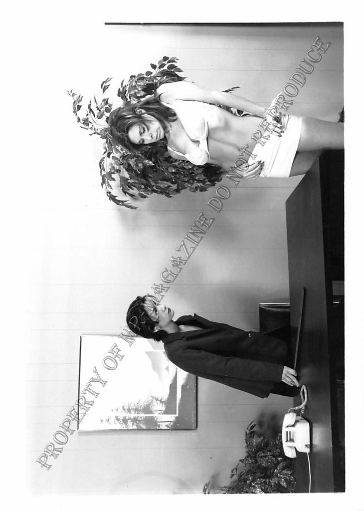 Adult Photo 1990s B&W 5x7 Bondage Ashley Renee Being Told to Undress 87EI