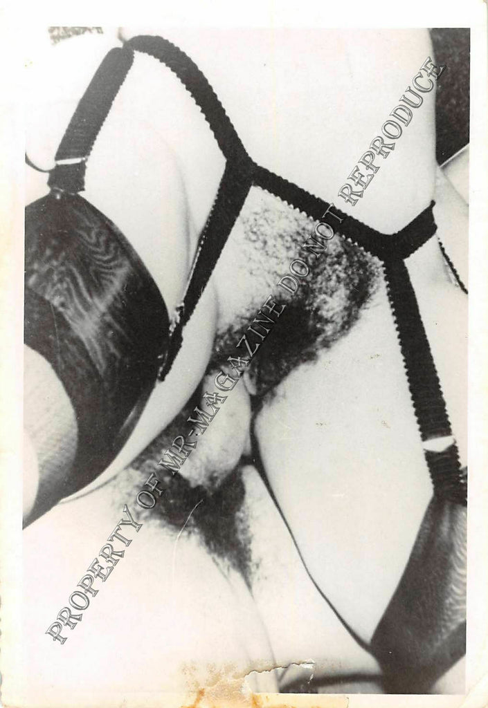 Adult Vintage 1950s B&W Photo 3.5x5 Hairy Pussy Fucking Big Dick Close Up 199FE