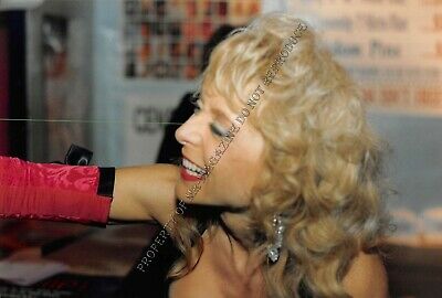 Nina Hartley Candid Original 4x6 Photo Nina at a Porn Star Convention 275ig