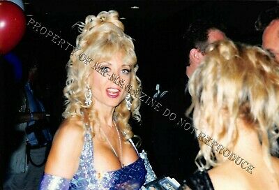 Nina Hartley Candid Original 4x6 1990s Color Photo in Sexy Outfit at Con 52ii