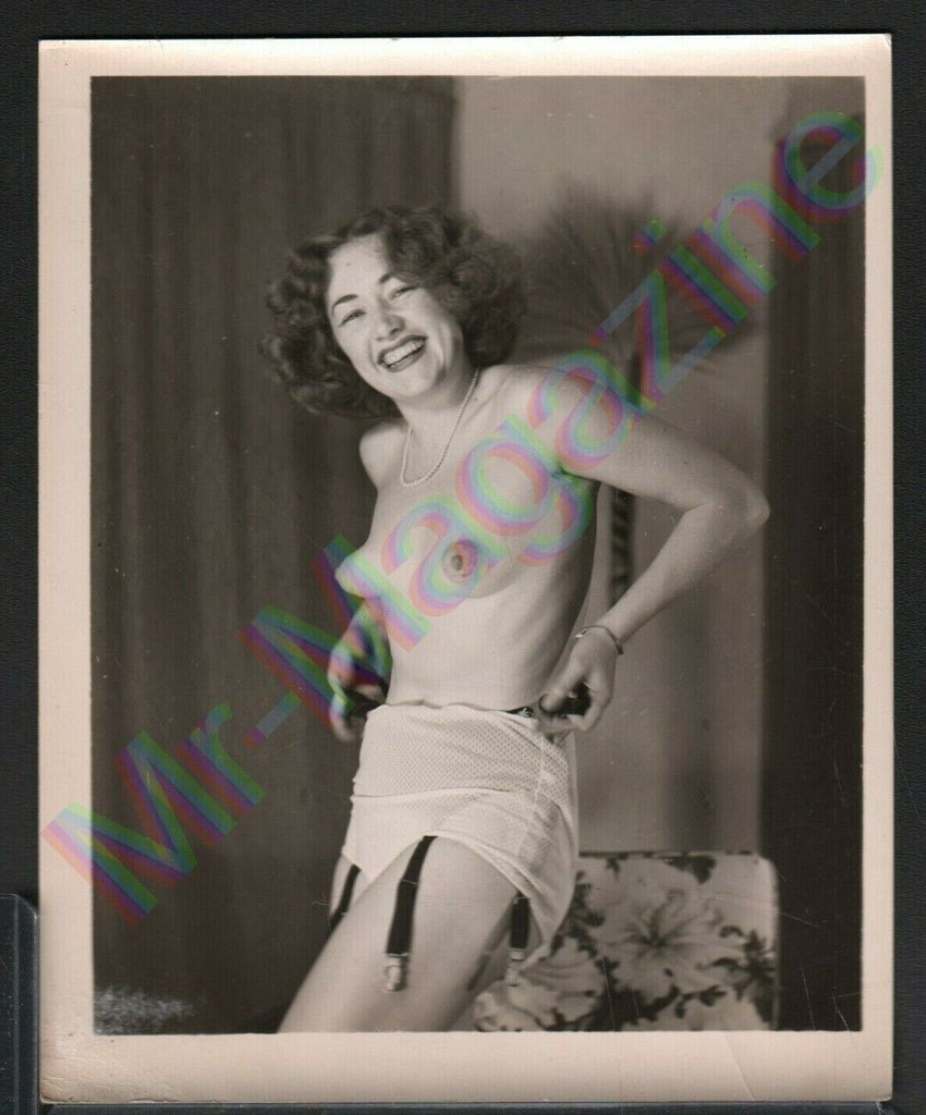 Vintage B&W Risque Pinup 4" x 5" Sexy Brunette Cheesecake BH60