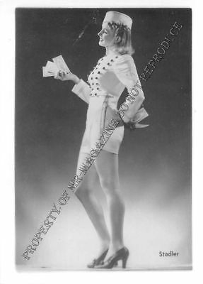 Adult Vintage B&W Photo 2.5x3 Beautiful Pin Up Woman Posing Sexy Seductive 15HU