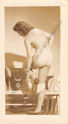 Adult B&W Photo 1940s/50s 2.5x4 Beautiful Brunette Seductively Undressing 53MH
