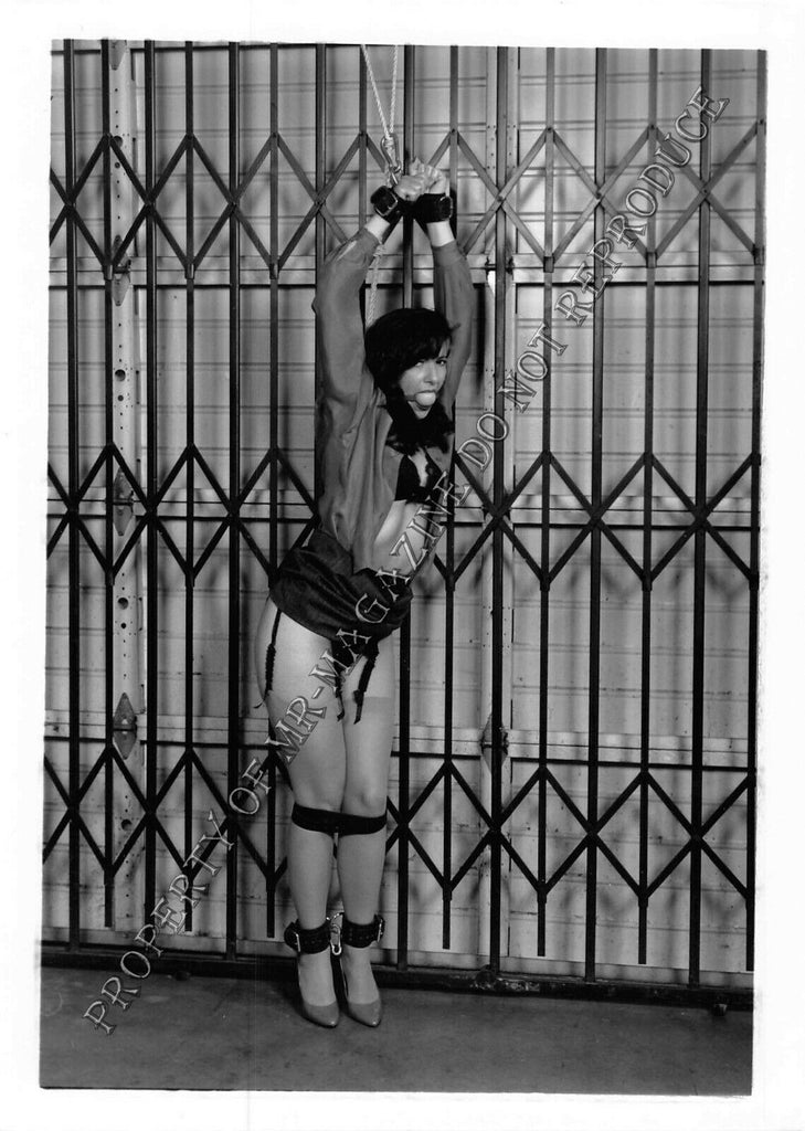 Adult Vintage B&W Photo 5x7 Bondage Sexy Brunette Tied Up Naked Dominated 12FP