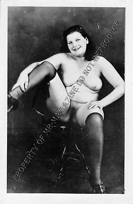 Adult Vintage B&W Photo 3x4.5 Beautiful Brunette Showing Off Body Nude 97HV