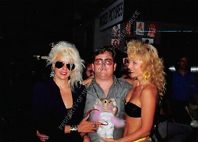 Nina Hartley Candid Original 4x6 Color Photo Porn Star 90s Convention 100ig