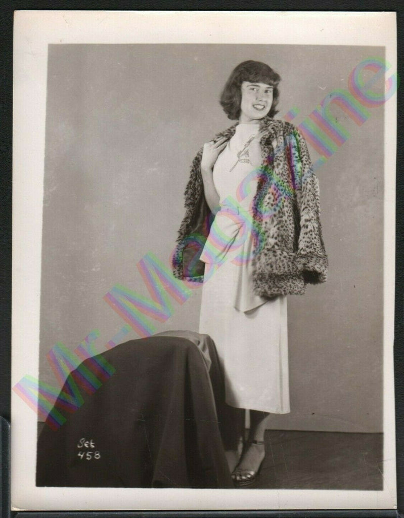 Vintage B&W Risque Pinup 4" x 5" Sexy Brunette Cheesecake BH2