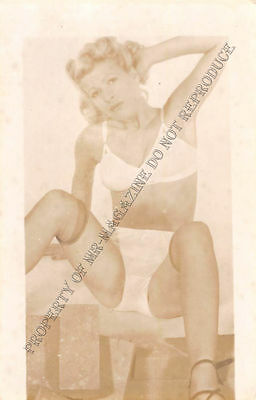 Adult B&W Photo 1940s/50s 2.5x4 Beautiful Blonde Posing in Lingerie 318MH