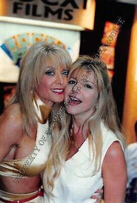 Nina Hartley Candid Original 4x6 1990s Color Photo in Sexy Outfit at Con 47ii