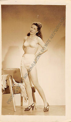 Adult B&W Photo 1940s/50s 2.5x4" Beautiful Brunette Posing in Sexy Lingerie 33MF