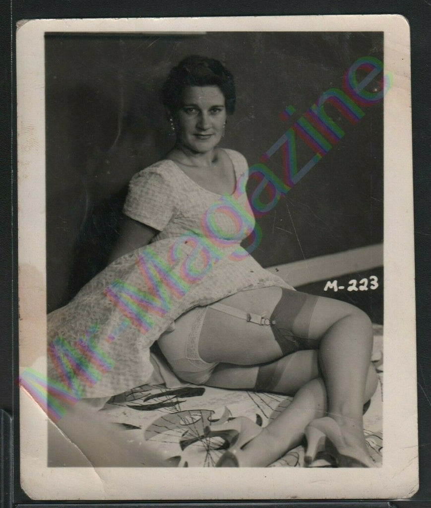 Vintage B&W Risque Pinup 4" x 5" Sexy Brunette Cheesecake BH16
