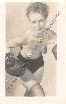 Adult B&W Photo 1940s/50s 2.5x4 Beautiful Blonde Nude Posing Seductively 201MH