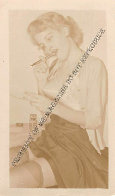 Adult Vintage B&W Photo 2.5x4 Beautiful Blonde Undressing Strip Tease 132HV