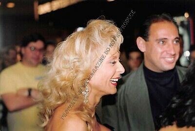 Nina Hartley Candid Original 4x6 Photo Nina at a Porn Star Convention 274ig