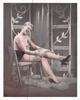 Adult Vintage B&W Photo 3.5x4 Sexy Pin Up Model Undressing Strip Tease 253HP