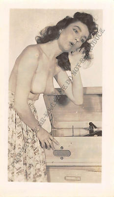 Adult B&W Photo 1940s/50s 2.5x4 Beautiful Brunette Posing Topless Pin Up 203MF