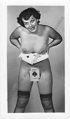 Adult B&W Photo 1940s/50s 2.5x4 Beautiful Brunette Posing Nude Pin Up 243MG