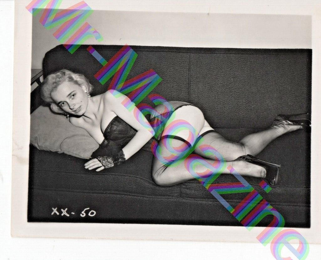 Vintage B&W Risque Pinup 4" x 5" Sexy Blonde Cheesecake BL37