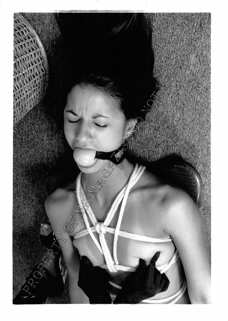 Adult Photo 1990s B&W 5x7 Bondage Lesbians Tied Up Nipples Played with 102EH