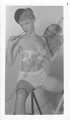 Adult B&W Photo 1940s/50s 2.5x4 Beautiful Blonde Posing in Lingerie 312MH
